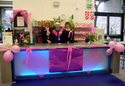 Pretty in Pink at the Popular Centre desk