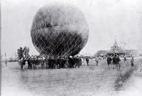 Balloon ascent, Lancaster Park, 3 Nov, 1899