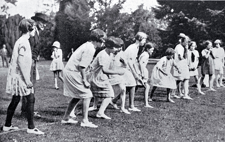 The Christchurch Normal School holds its annual sports gathering on the archery lawn, Botanic Gardens, Christchurch 