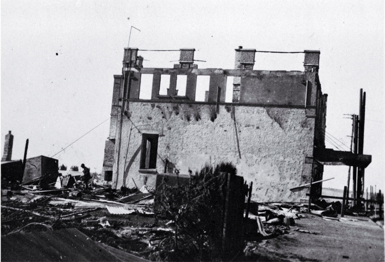 The first Ozone Café after it had been gutted by fire in 1922 
