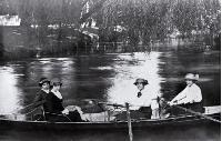 Women rowing on the Avon River, Christchurch 