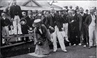 Opening day at the Edgeware Bowling Club's green [22 Oct. 1910]