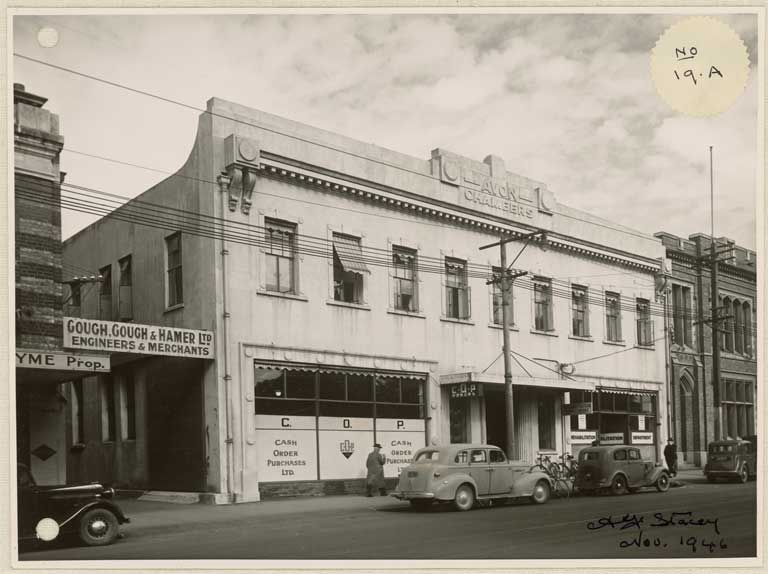 Image of No. 19A. Photograph showing front elevation Oxford Terrace property. 1946