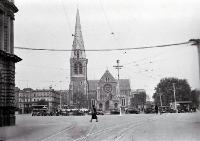 A view of Cathedral Square from Worcester Street : to the left is Warner's Hotel and The Press building.