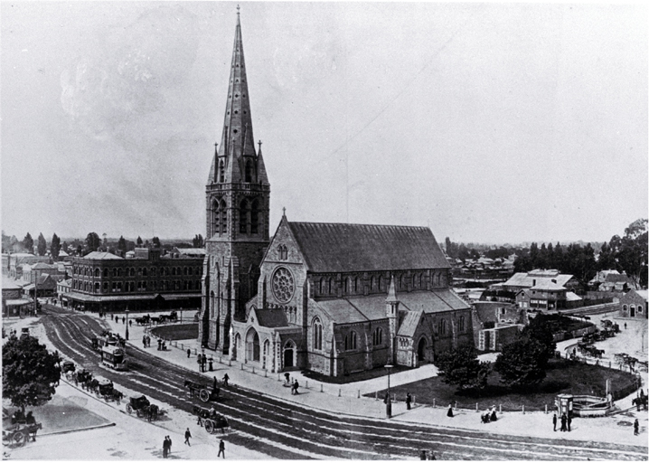 Horse-drawn trams & hackney cabs in Cathedral Square : the east end of the Cathedral is still under construction.