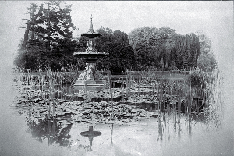 Peacock Fountain and lily pond, Botanic Gardens, Christchurch 