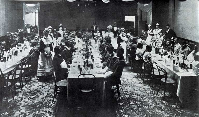 Sir John Gorst banquets the Maoris.