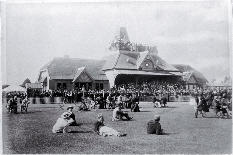 Balloon ascent, Lancaster Park 