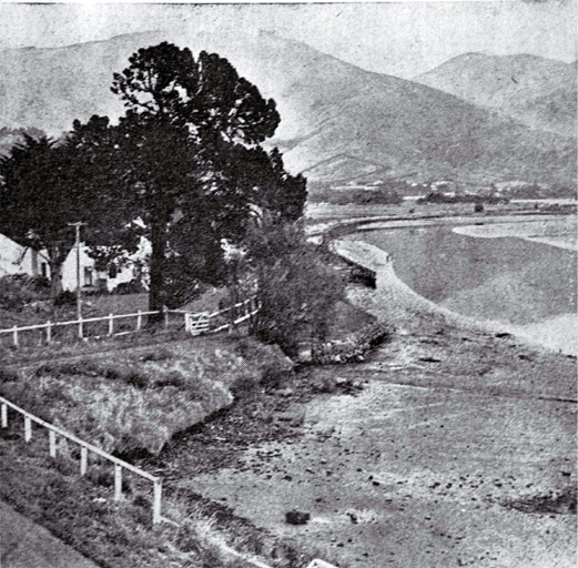 The area near the Heathcote Bridge at the foot of Mount Pleasant, Christchurch 