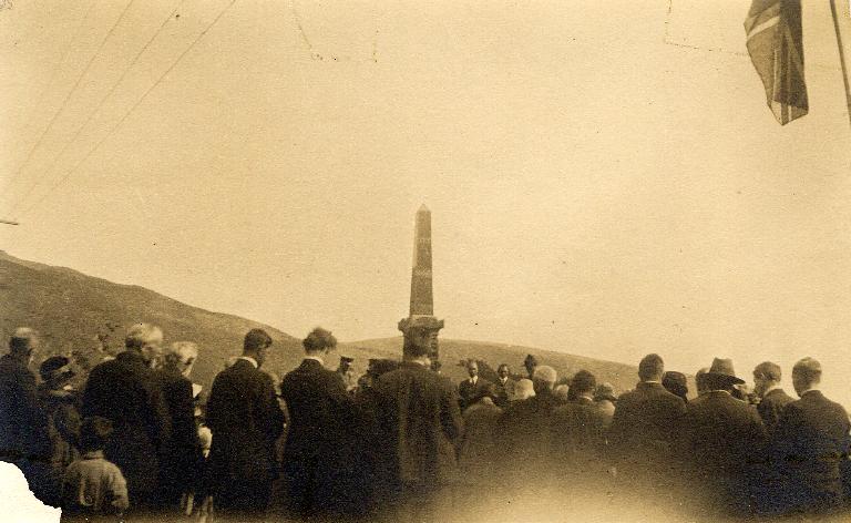 Anzac Day - Heathcote War Memorial