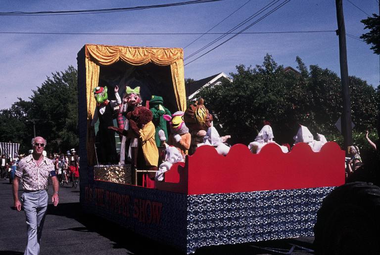 Puppet Show float