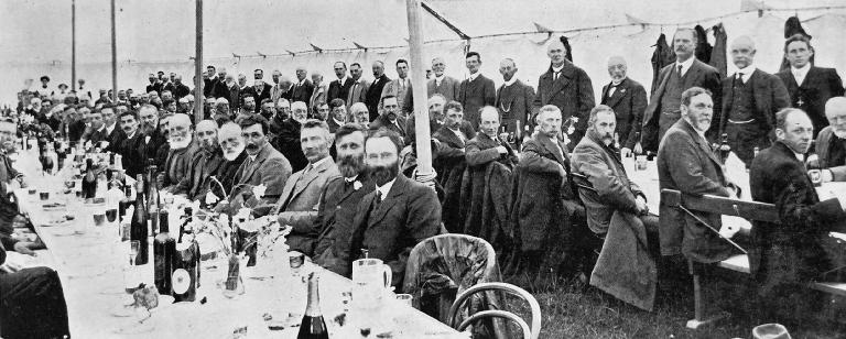 Luncheon in the marquee, annual Farmer's Day at Canterbury Agricultural College Lincoln [1913], The weekly press, 24 Dec. 1913, p. 33