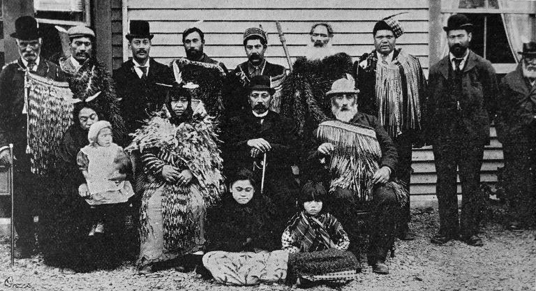 The New Zealand and Chatham Island natives who escorted the body of Apa Taiaroa from the Chathams.