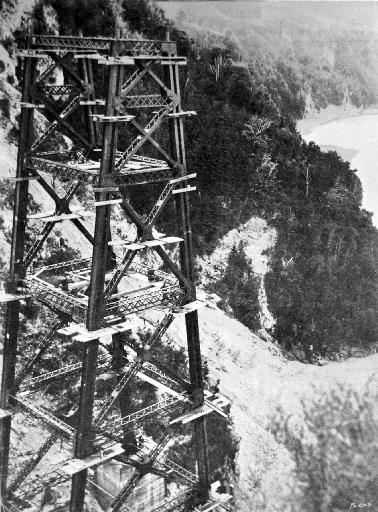 On the Midland (Christchurch to Greymouth) Railway Works : the centre pier of the viaduct over Staircase Gully.