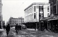 Cyclists and cars on Colombo Street, Christchurch