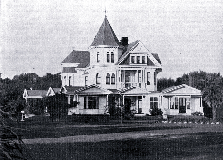 Fitzroy : residence of R.E. McDougall (1860-1942), Papanui Road, Christchurch.