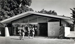 The Sir John McKenzie Children’s Library immediately after it was opened.