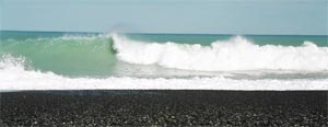 Waves breaking onto Kaitorete spit at Taumutu.