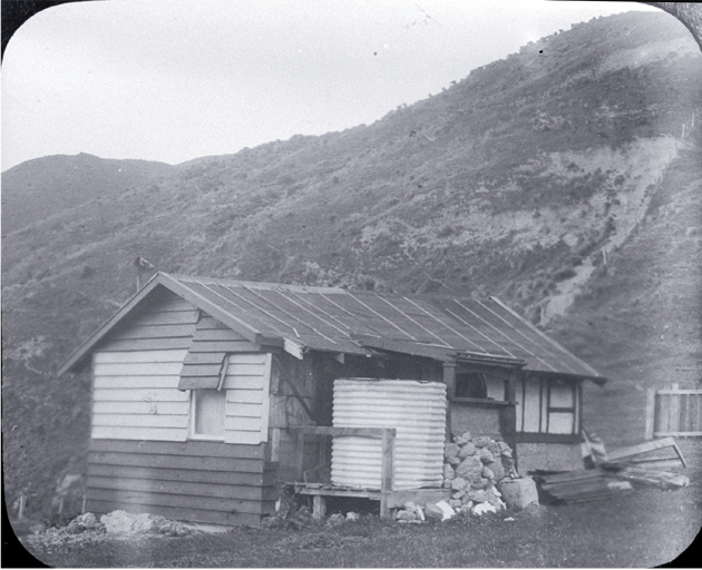 Batching : a holiday cottage.