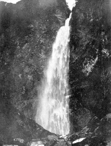 The Devil’s Punch-bowl, one of the sights of the Otira Gorge.