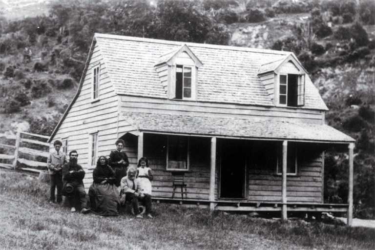 Captain Thomas White (1810-1896) and family, Pigeon Bay, Banks Peninsula 